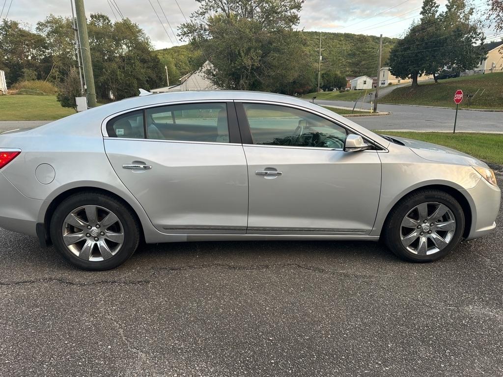 Buick LaCrosse  2013