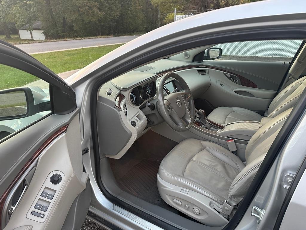 Buick LaCrosse  2013