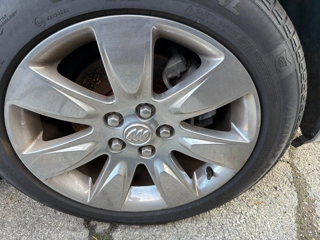 Buick LaCrosse  2013