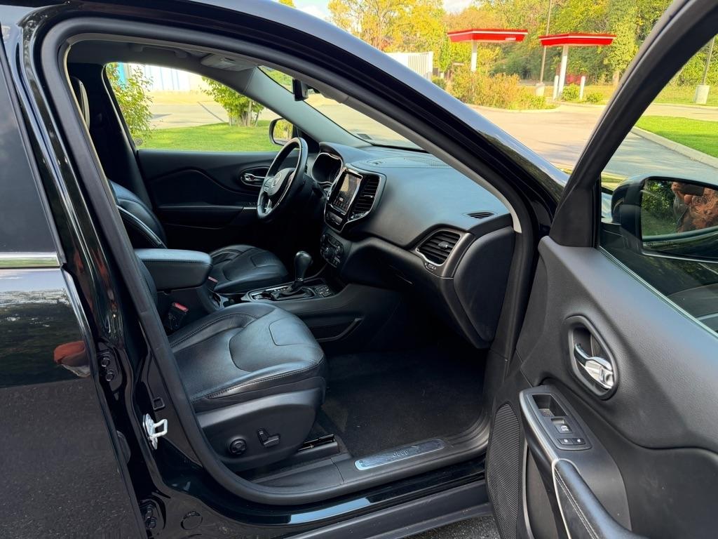 Jeep Cherokee  2019