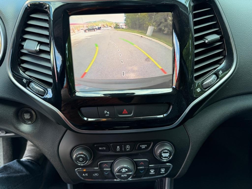 Jeep Cherokee  2019