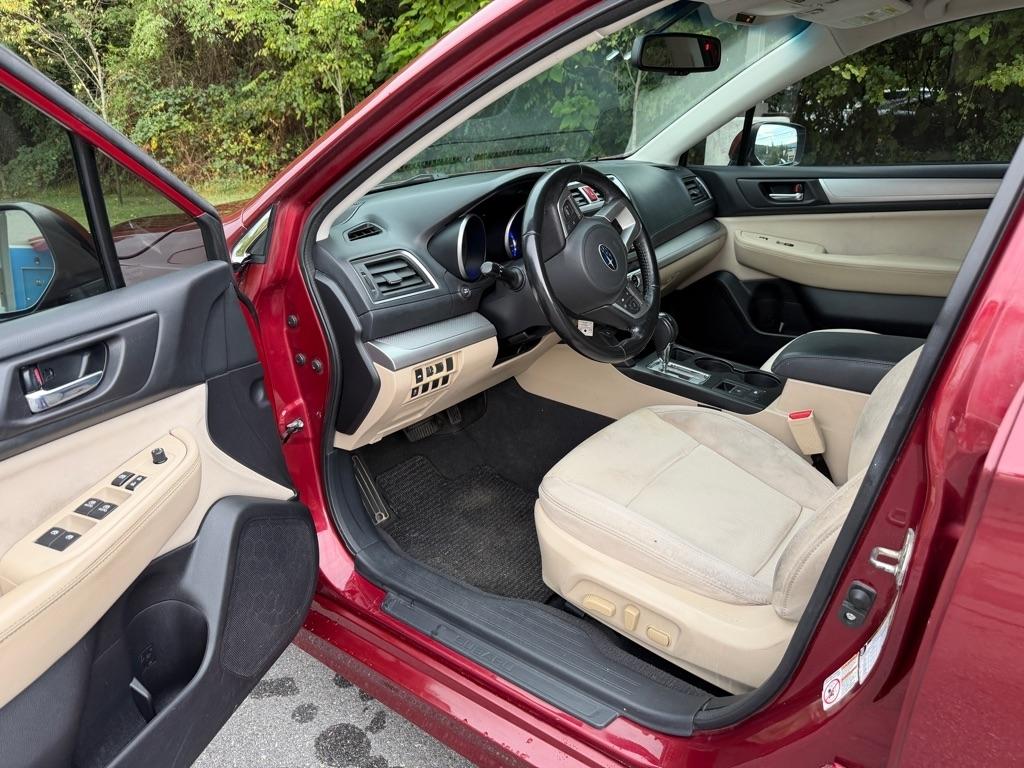 Subaru Legacy  2016
