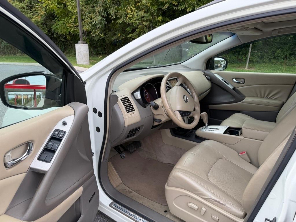 Nissan Murano  2010