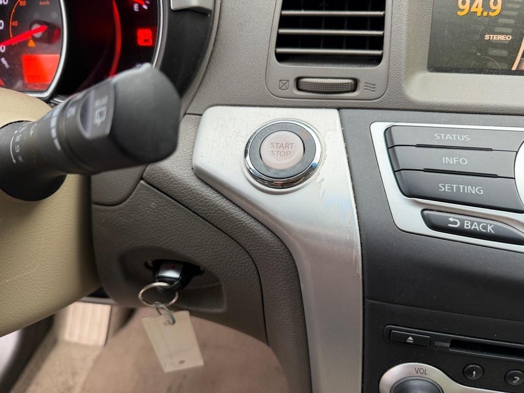 Nissan Murano  2010