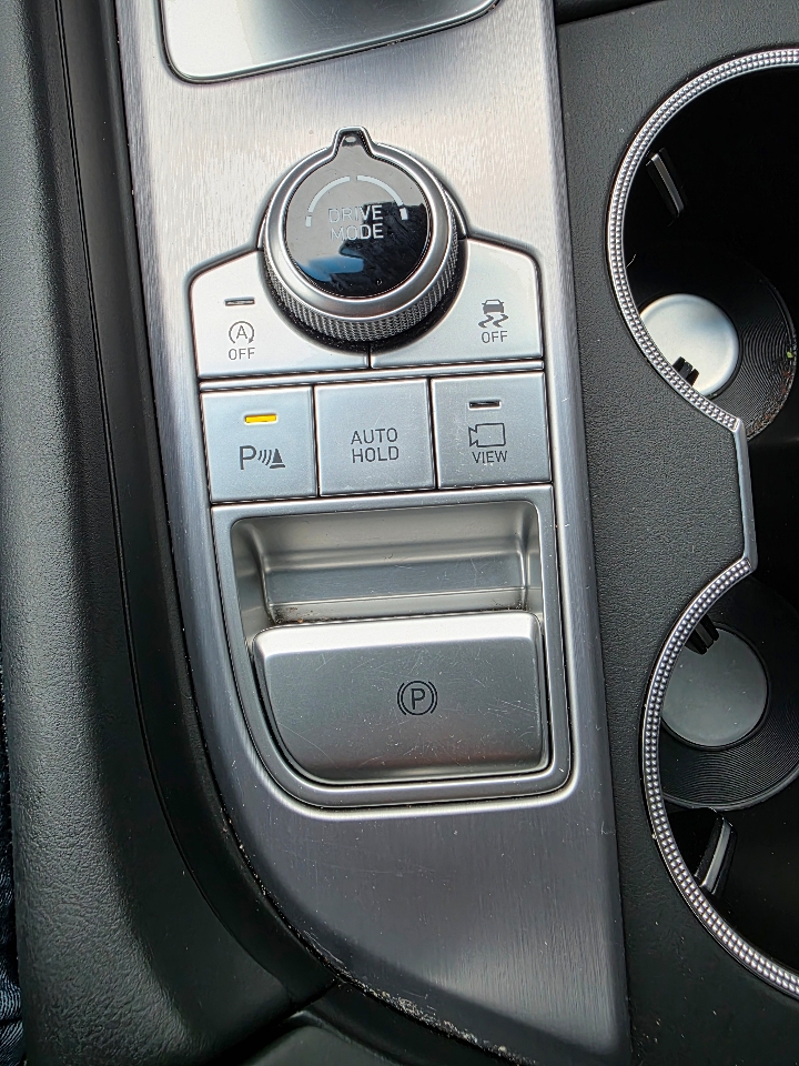 Genesis G70 2.0T 2020