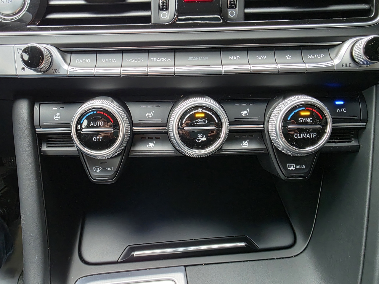 Genesis G70 2.0T 2020