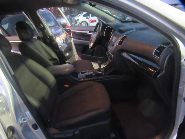 Kia Sorento LX 2WD 2015