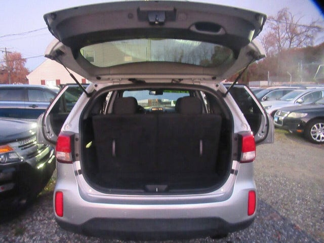 Kia Sorento LX 2WD 2015