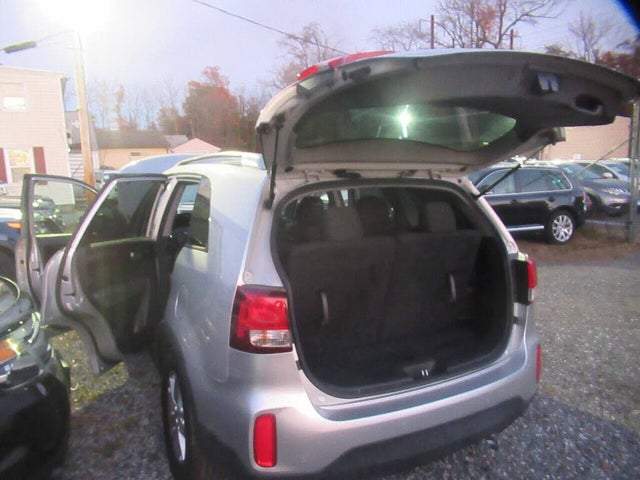 Kia Sorento LX 2WD 2015