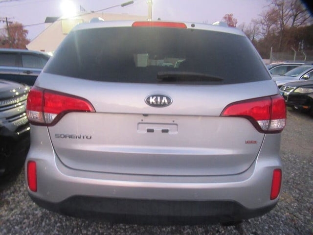 Kia Sorento LX 2WD 2015