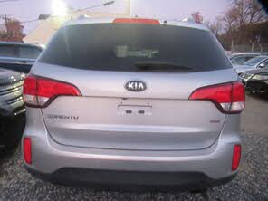 Kia Sorento LX 2WD 2015