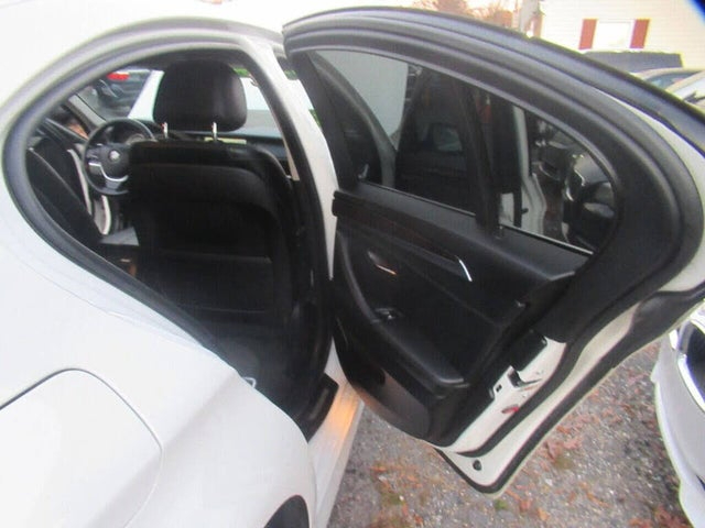 BMW 5-Series 528i xDrive 2015