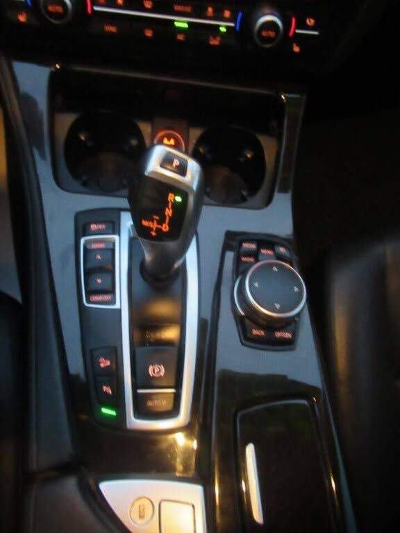 BMW 5-Series 528i xDrive 2015