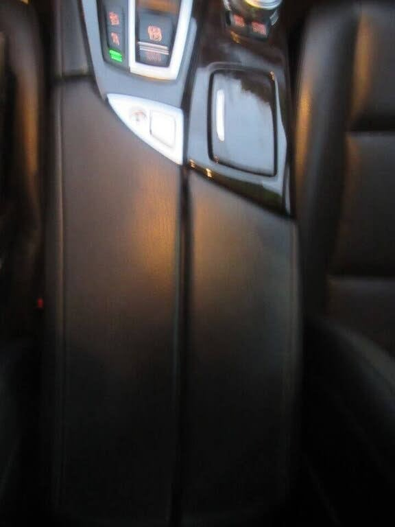 BMW 5-Series 528i xDrive 2015