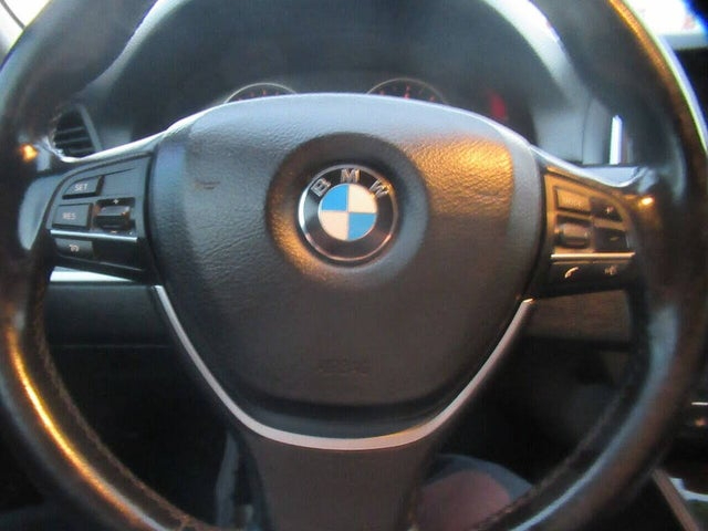 BMW 5-Series 528i xDrive 2015