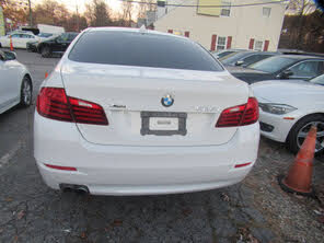 BMW 5-Series 528i xDrive 2015
