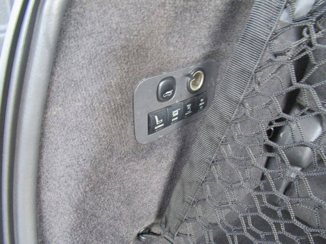 Lincoln MKT 3.5L with EcoBoost AWD 2011