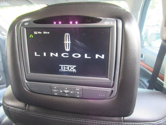 Lincoln MKT 3.5L with EcoBoost AWD 2011