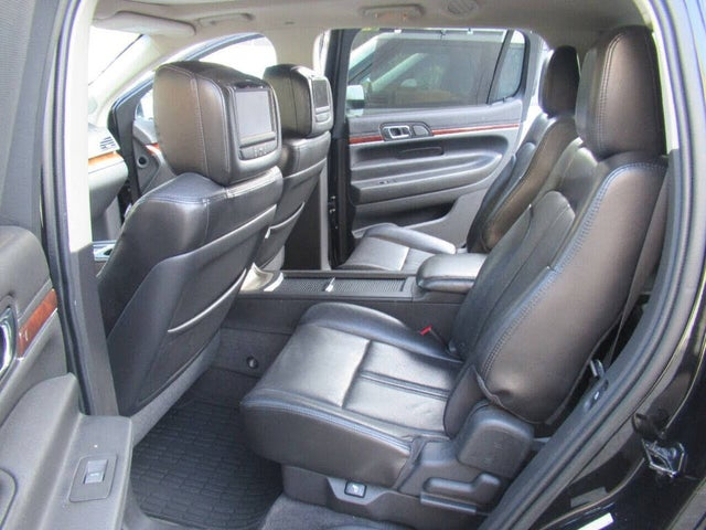 Lincoln MKT 3.5L with EcoBoost AWD 2011