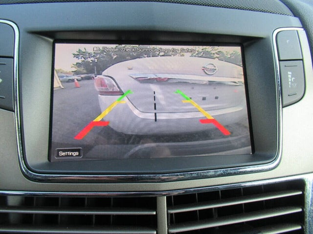 Lincoln MKT 3.5L with EcoBoost AWD 2011