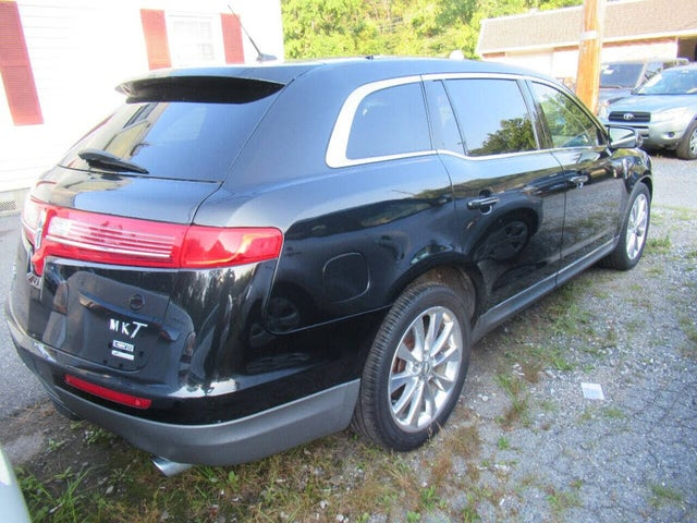 Lincoln MKT 3.5L with EcoBoost AWD 2011