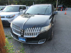 Lincoln MKT 3.5L with EcoBoost AWD 2011