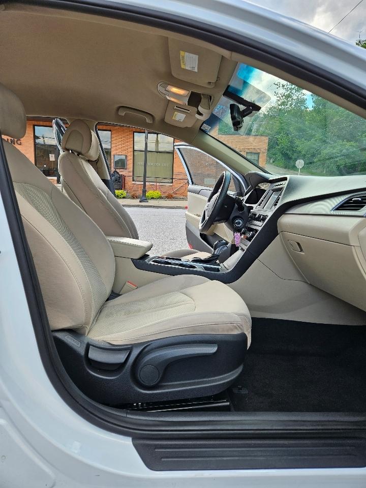 Hyundai Sonata SE 2016