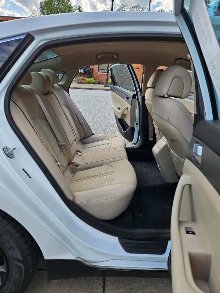 Hyundai Sonata SE 2016