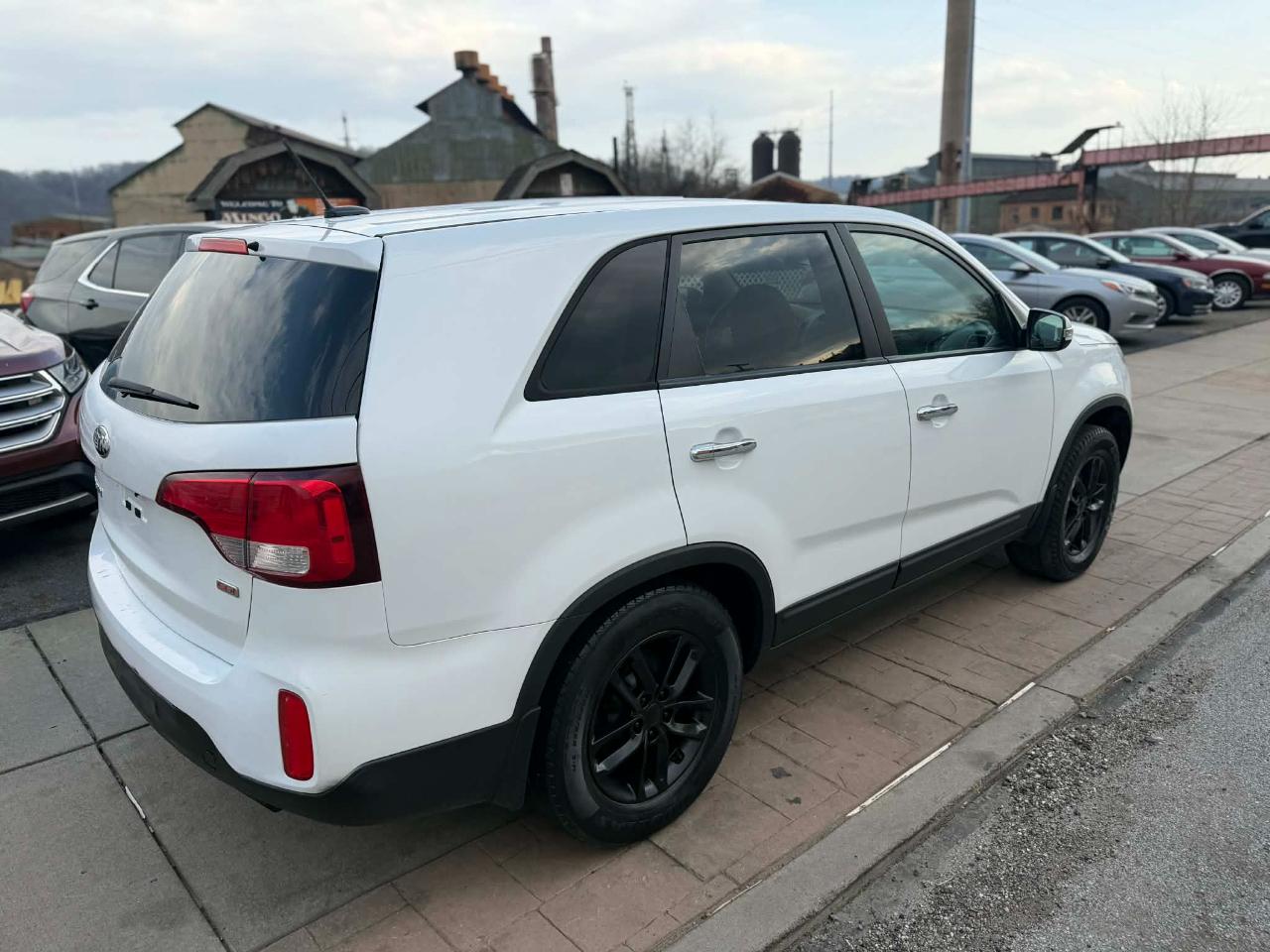 Kia Sorento LX 2WD 2015