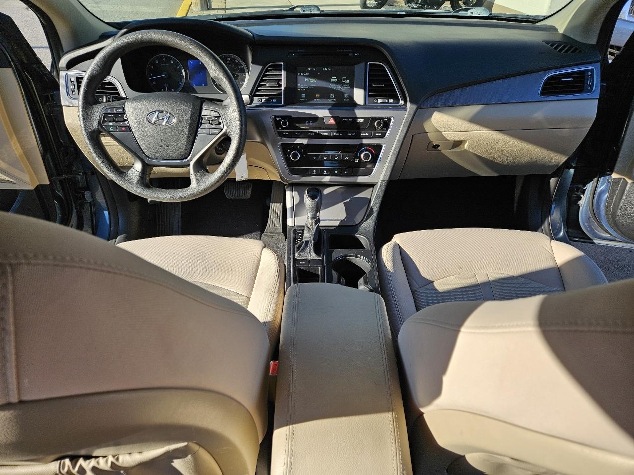 Hyundai Sonata SE 2016