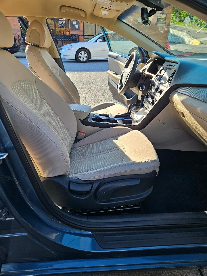 Hyundai Sonata SE 2016