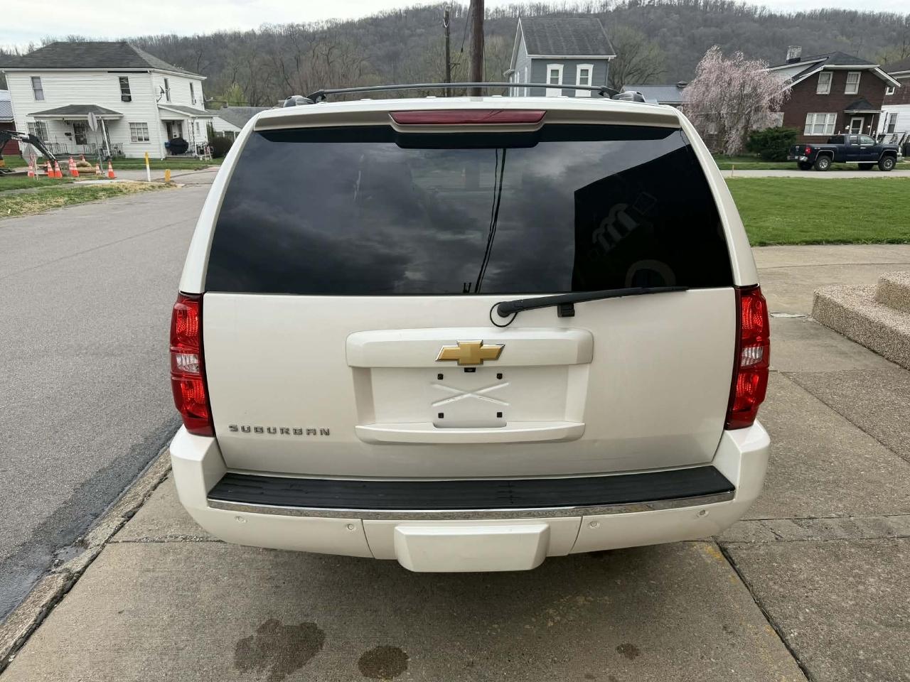 Chevrolet Suburban LTZ 1500 4WD 2013