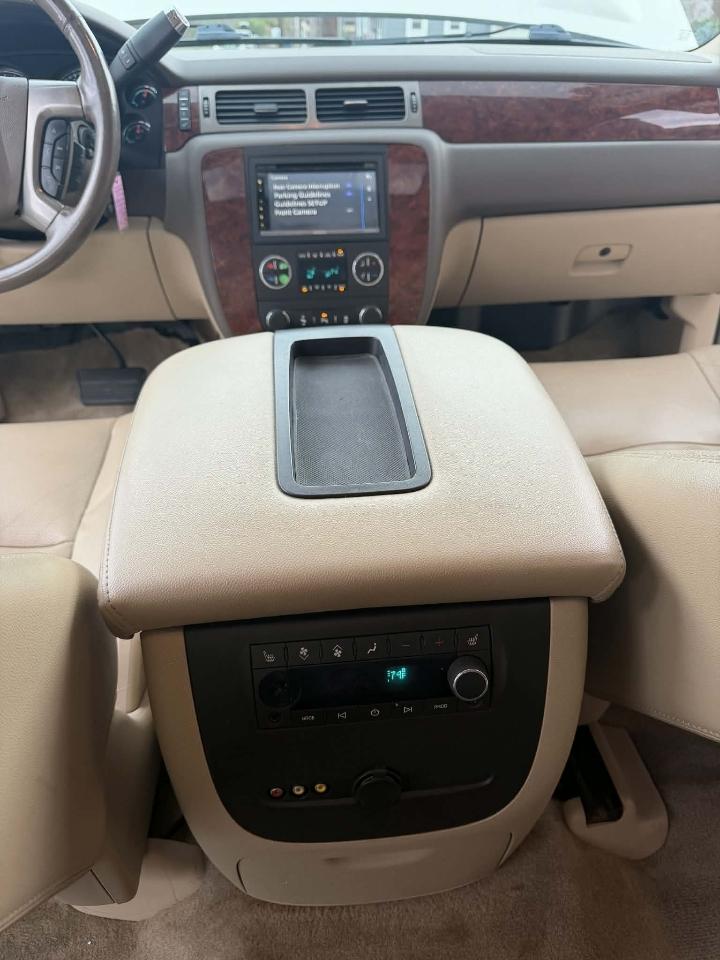 Chevrolet Suburban LTZ 1500 4WD 2013