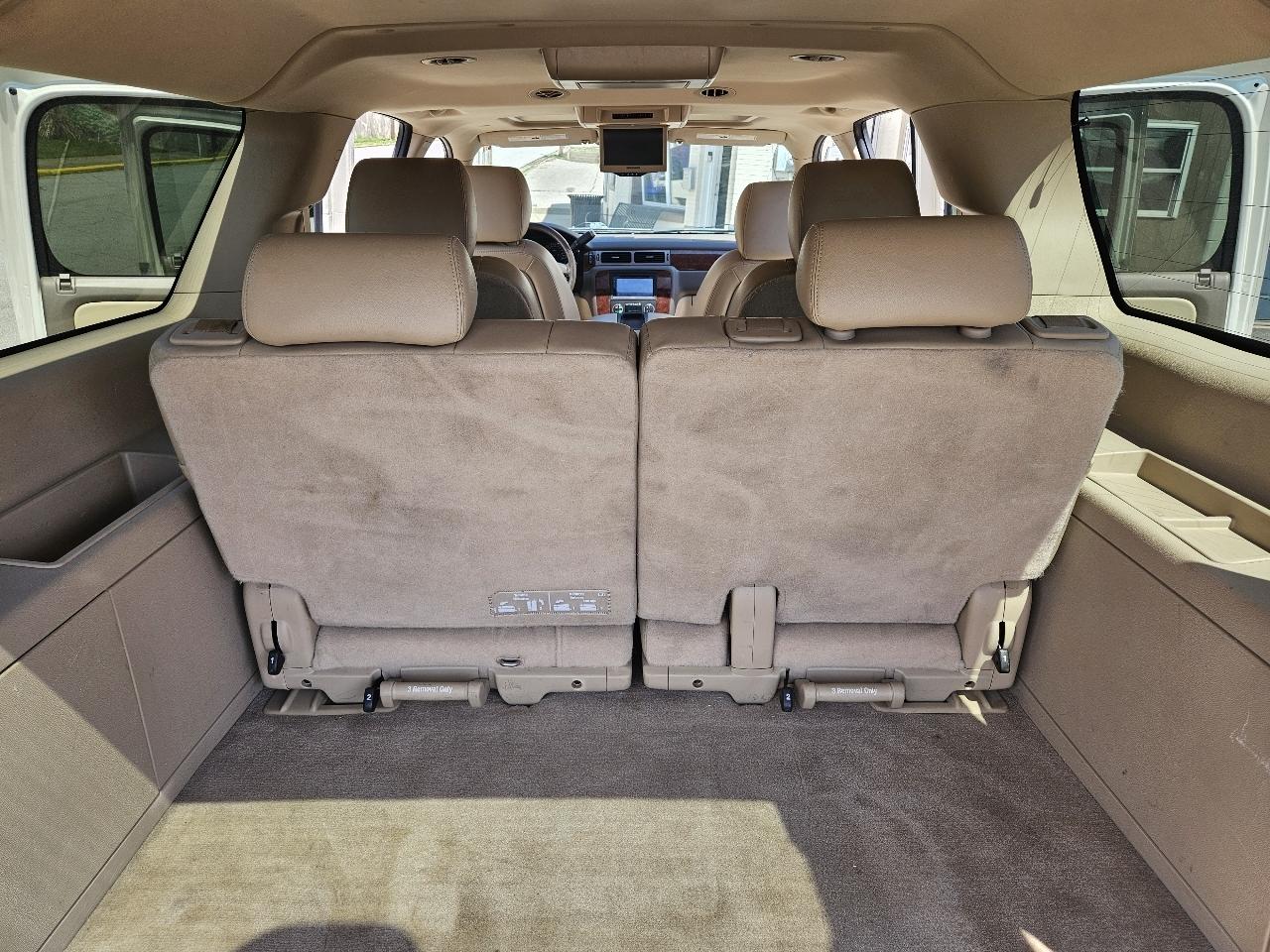 Chevrolet Suburban LTZ 1500 4WD 2013