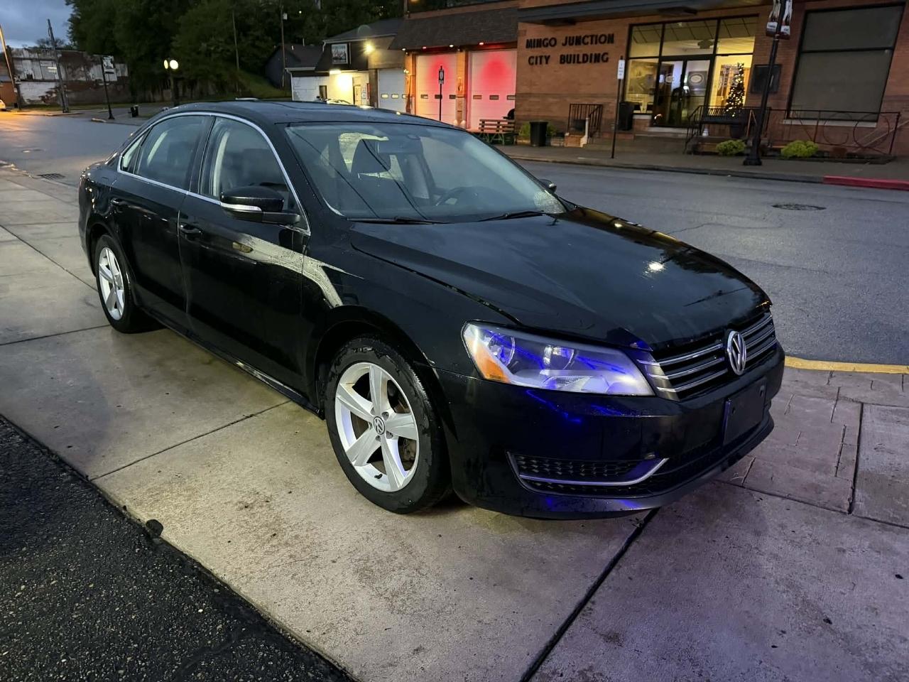 Volkswagen Passat 2.5L SE AT 2013