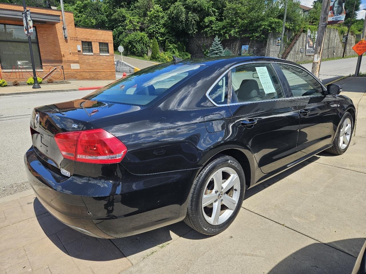 Volkswagen Passat 2.5L SE AT 2013