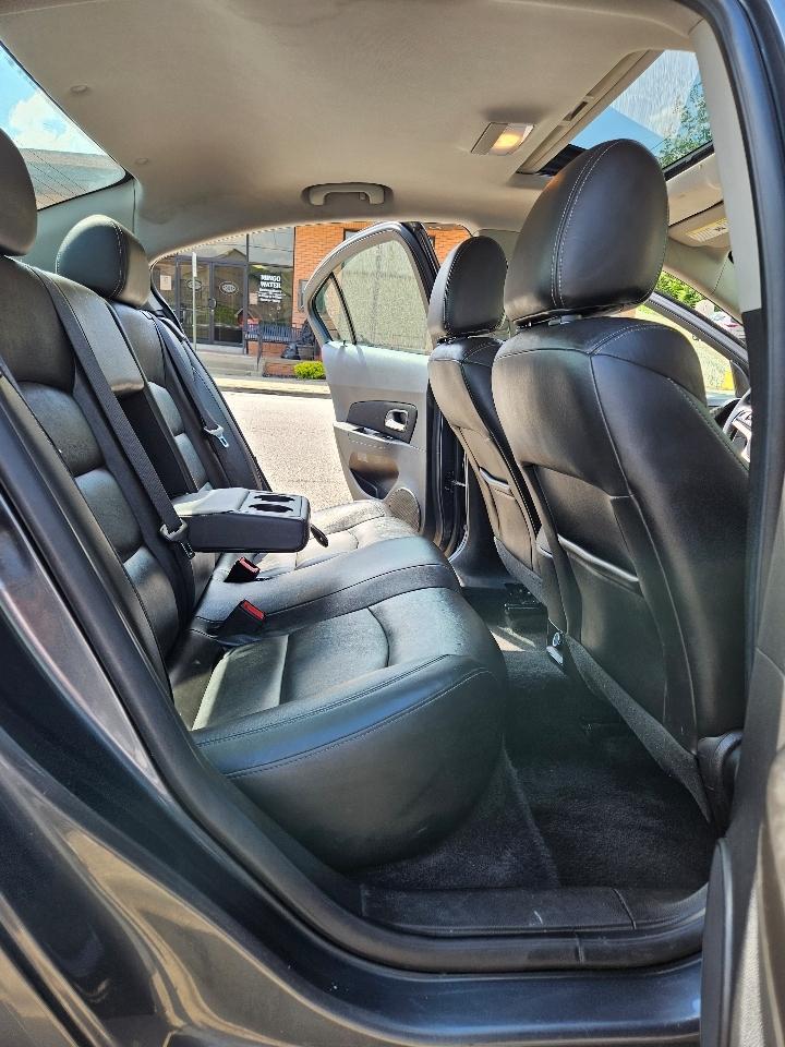 Chevrolet Cruze LTZ Auto 2013