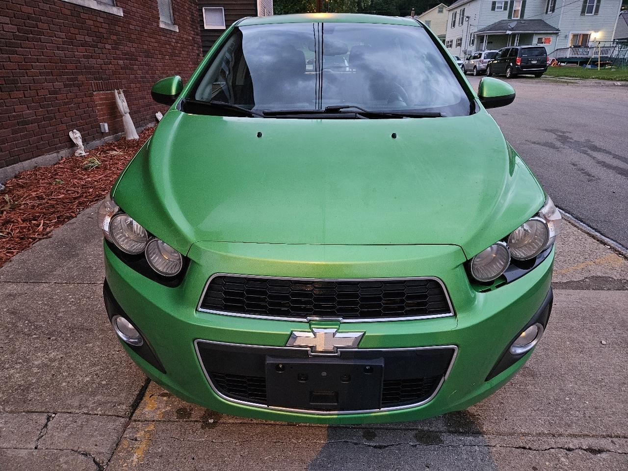 Chevrolet Sonic LT Auto 5-Door 2015