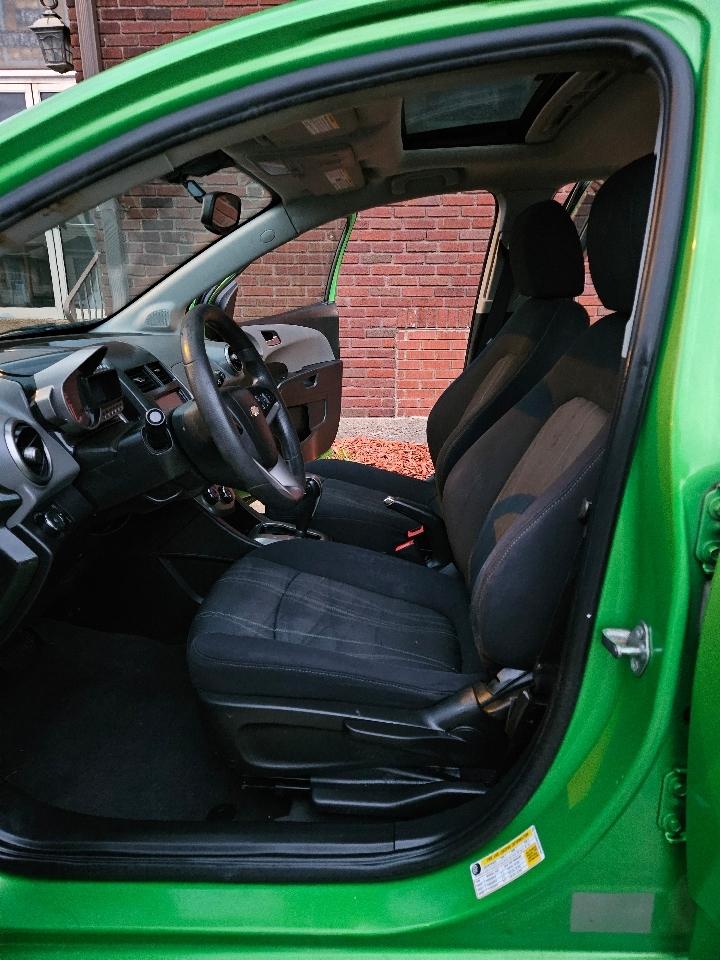 Chevrolet Sonic LT Auto 5-Door 2015