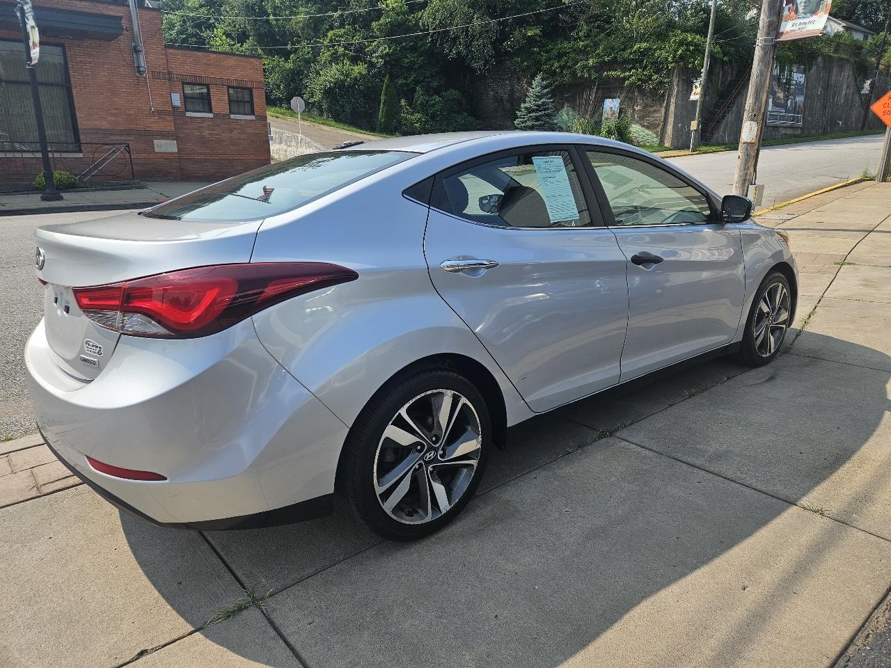 Hyundai Elantra Limited 2014