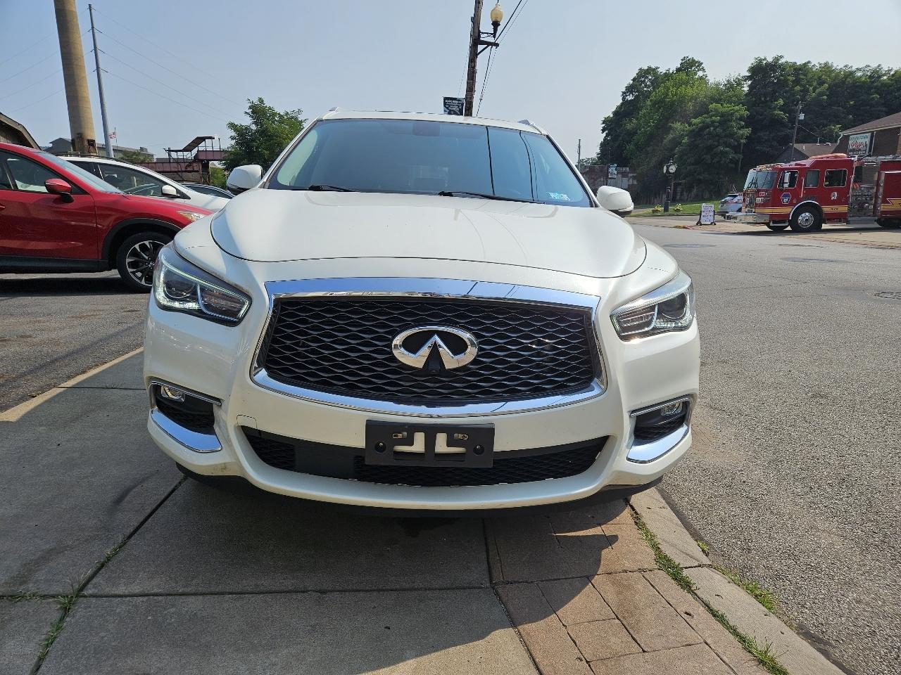 Infiniti QX60 Base AWD 2017