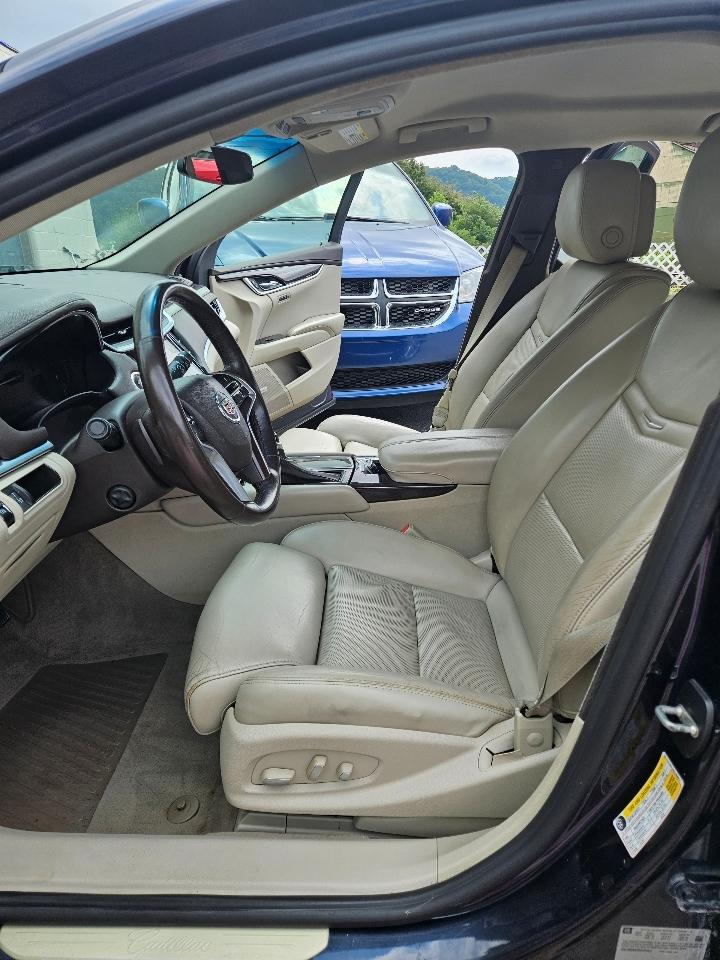 Cadillac XTS Luxury FWD 2014