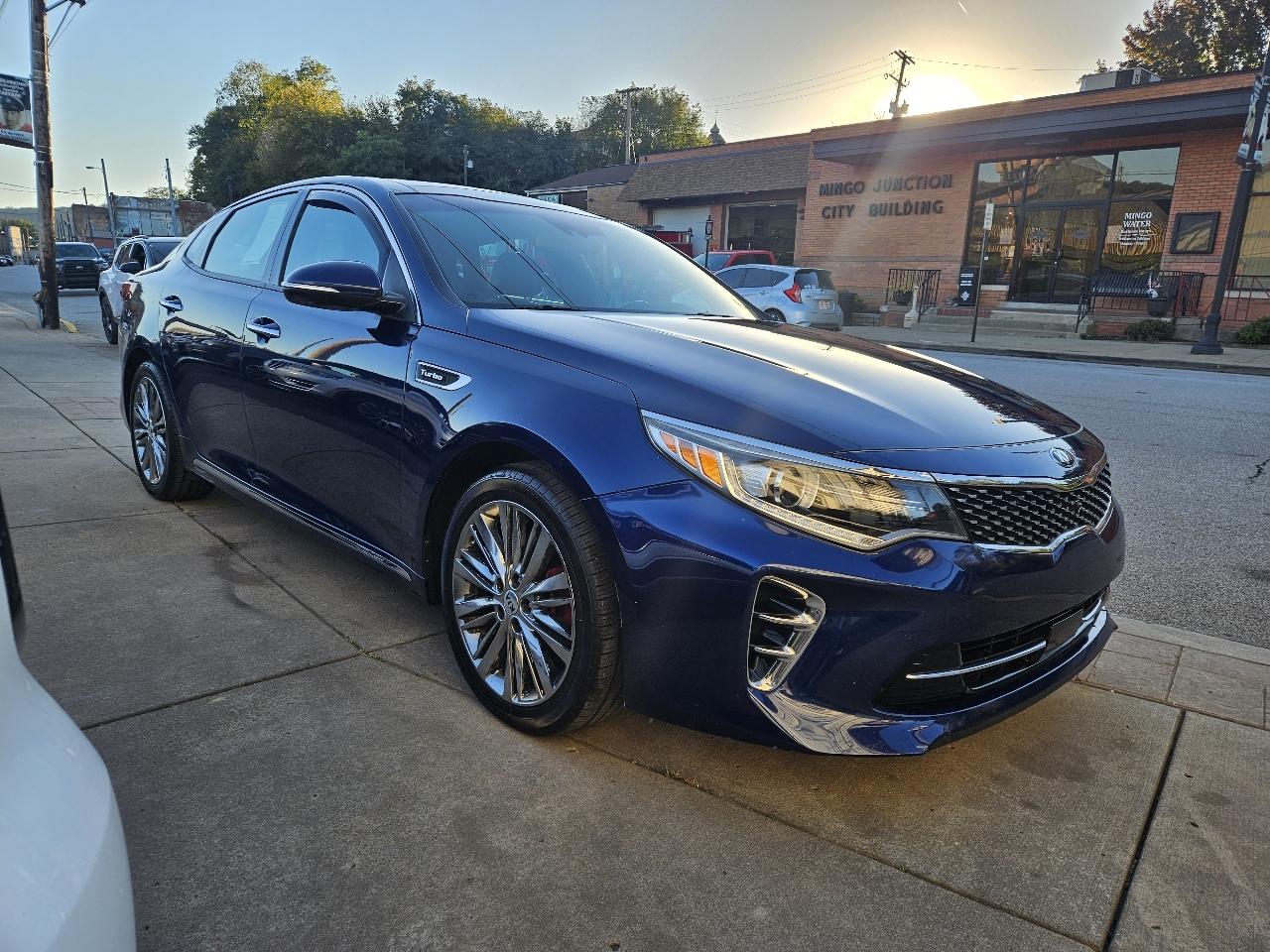 Kia Optima SXL Turbo 2016