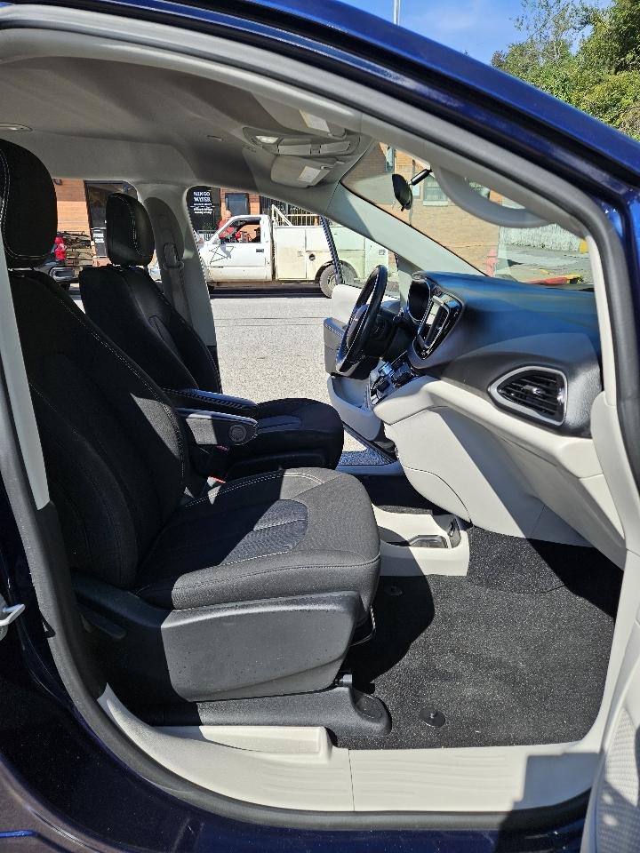 Chrysler Voyager LX 2020
