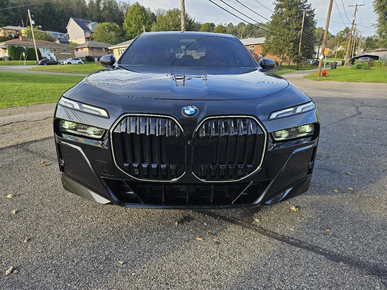BMW 7-Series 740i xDrive 2025