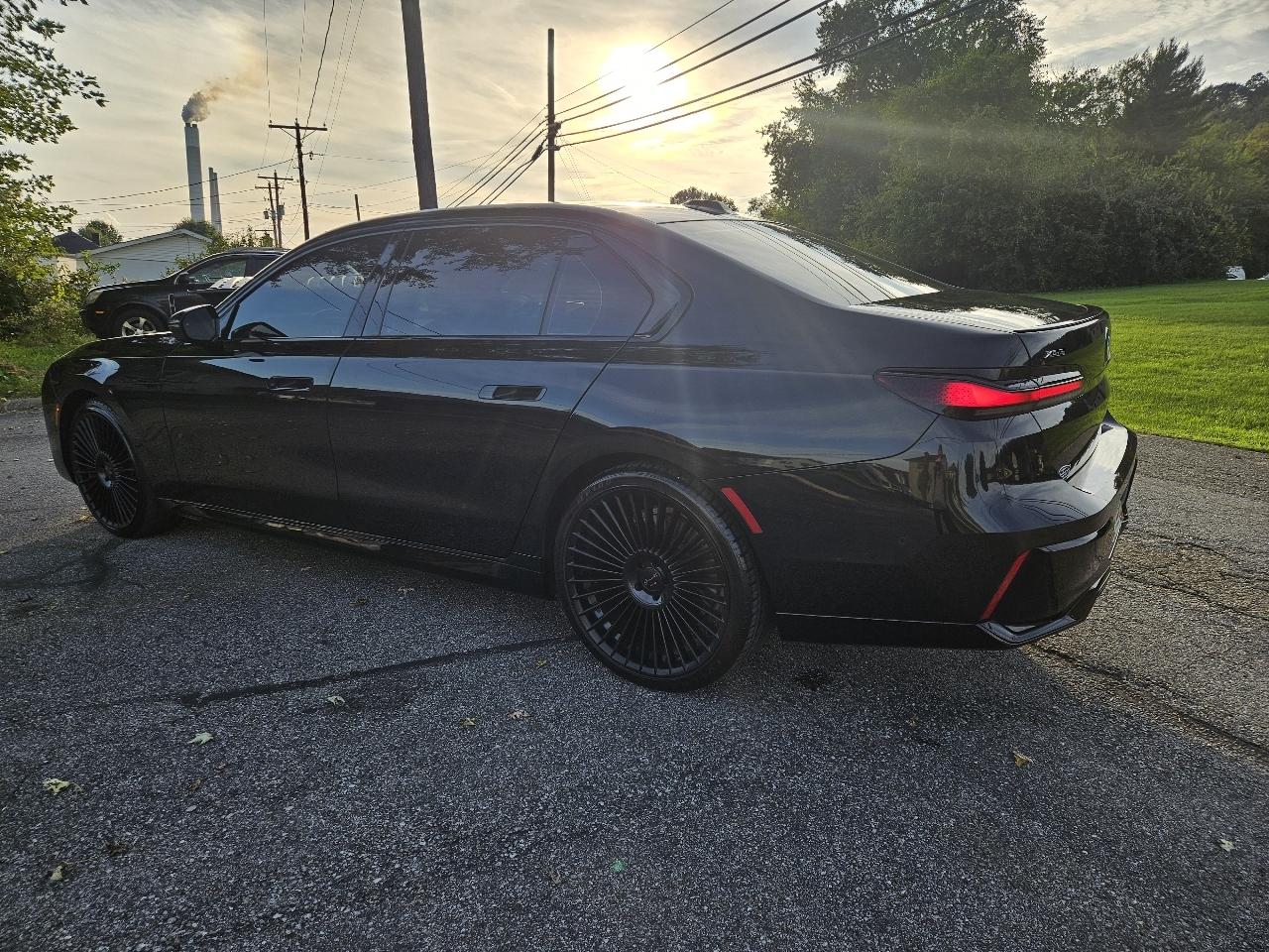 BMW 7-Series 740i xDrive 2025