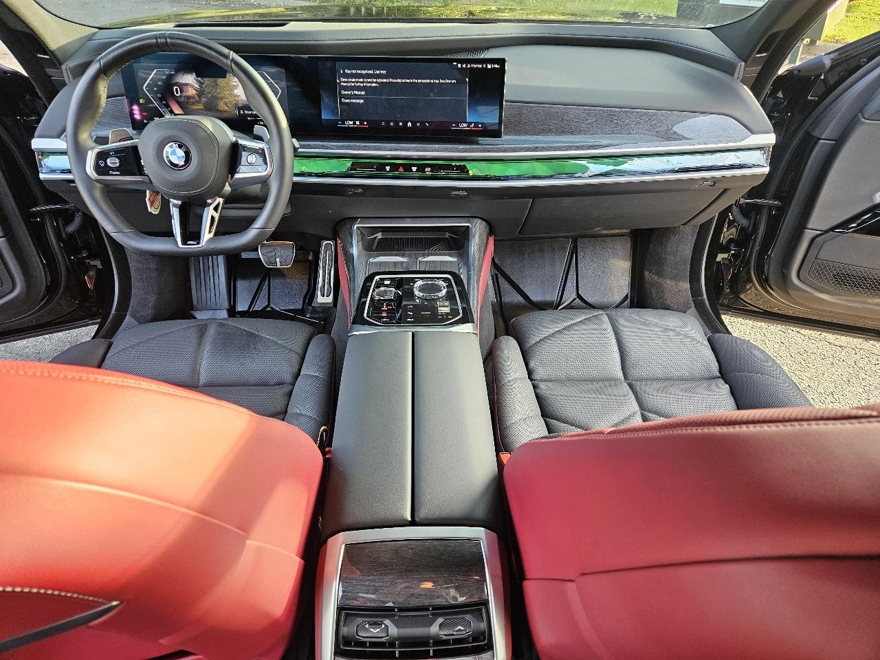 BMW 7-Series 740i xDrive 2025