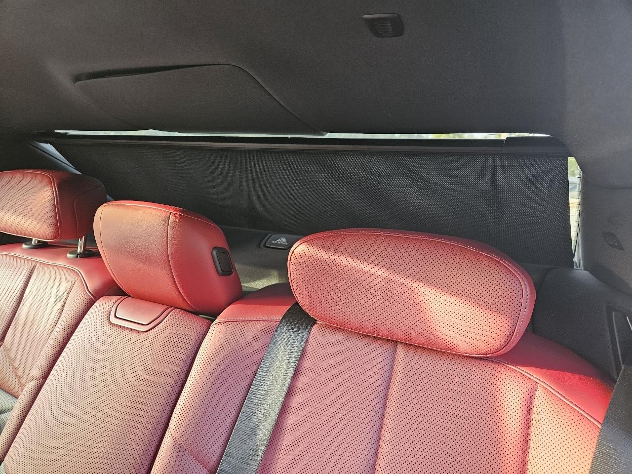 BMW 7-Series 740i xDrive 2025