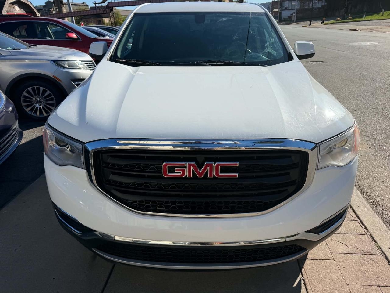 GMC Acadia SLE-1 AWD 2018