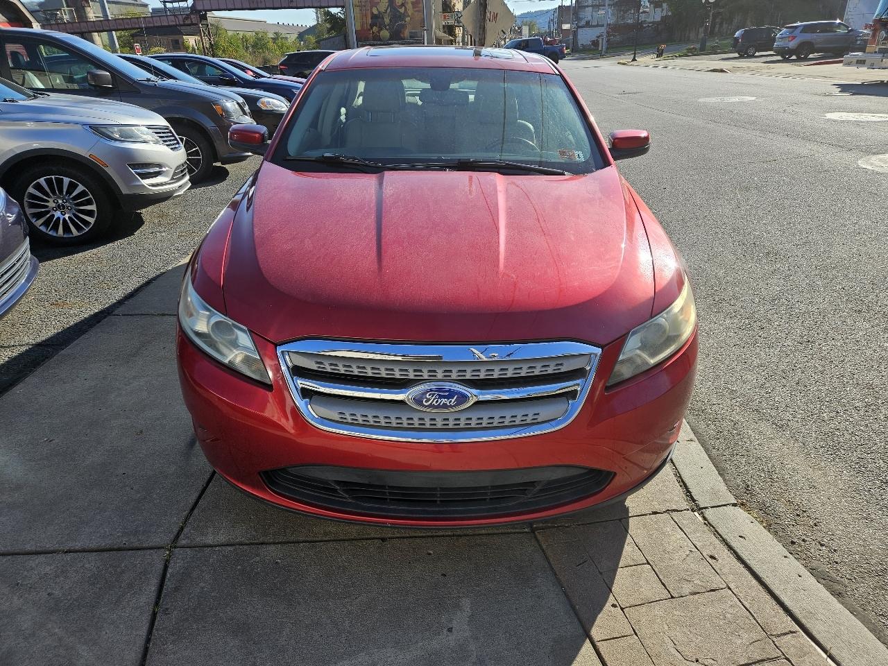 Ford Taurus SEL FWD 2011